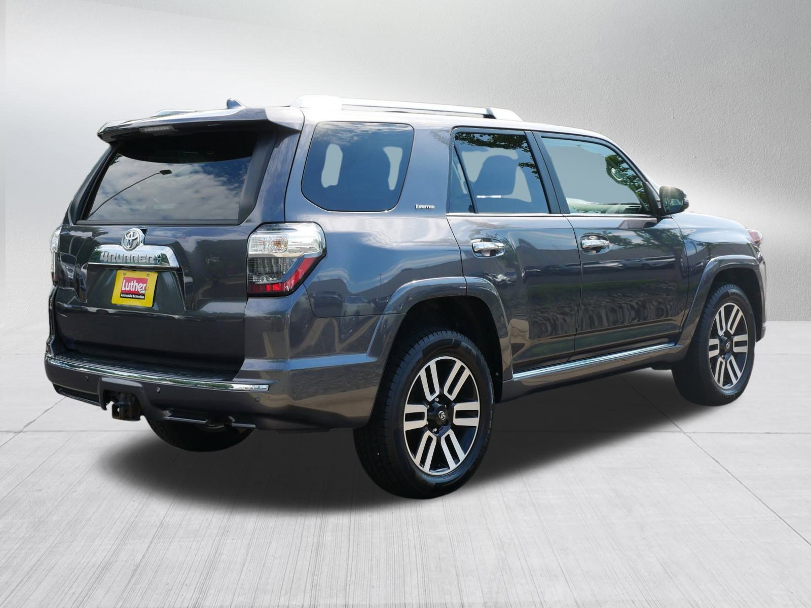 2022 Toyota 4Runner Limited photo 5