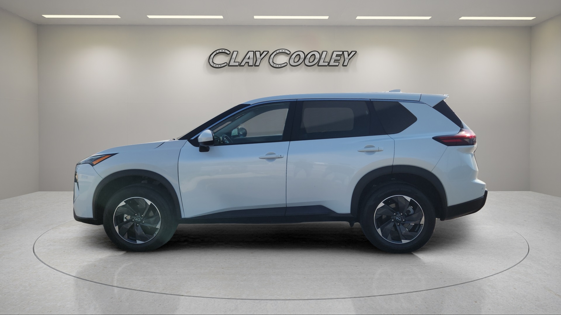 2025 Nissan Rogue SV photo 6