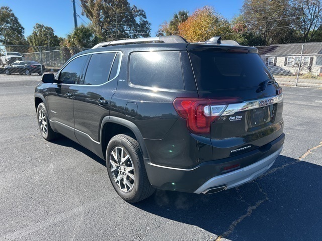 2022 Gmc Acadia SLE photo 3