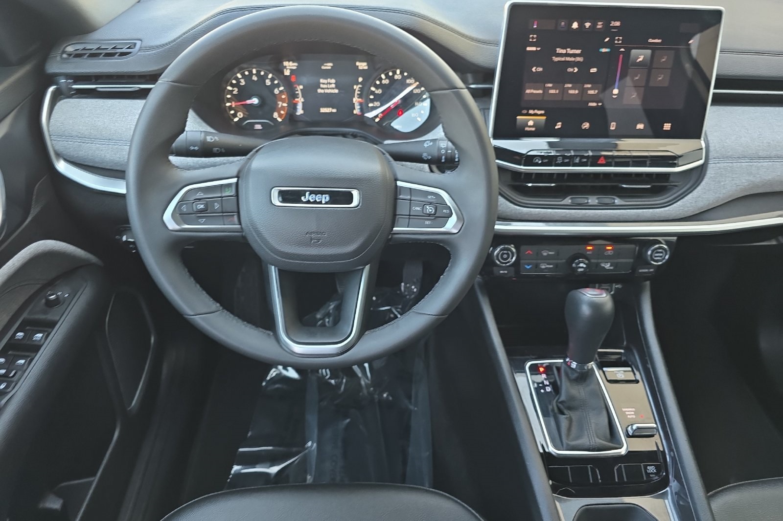 2024 Jeep Compass North Edition Latitude photo 12