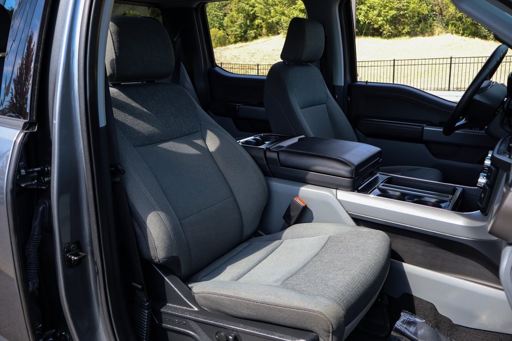 2024 Ford F-150 XLT photo 13