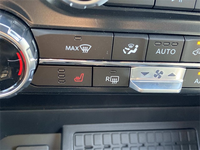 2025 Ford F-150 XLT photo 16