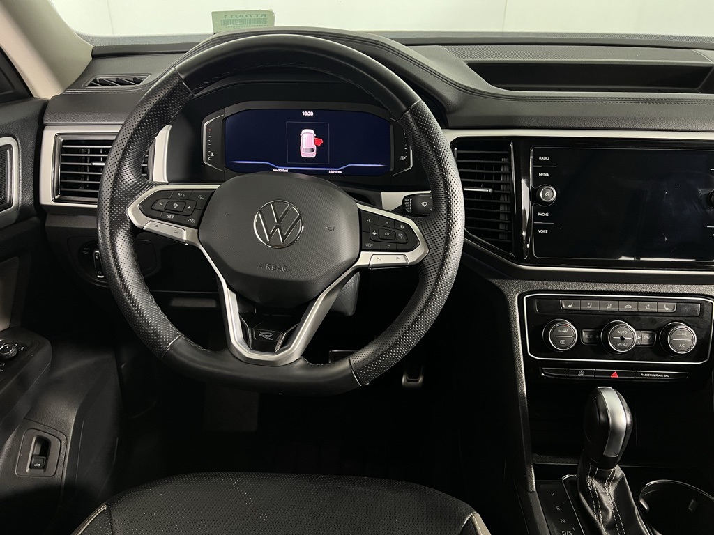 2023 Volkswagen Atlas V6 SEL Premium R-Line photo 10