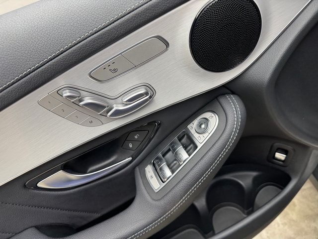 2020 Mercedes Benz GLC 300 4MATIC photo 10