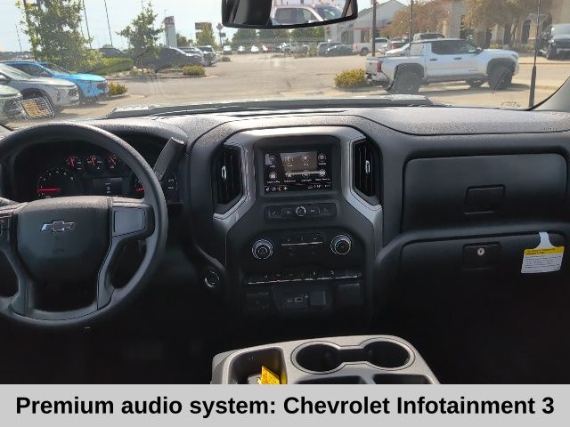 2026 Chevrolet Silverado 2500HD Custom photo 2