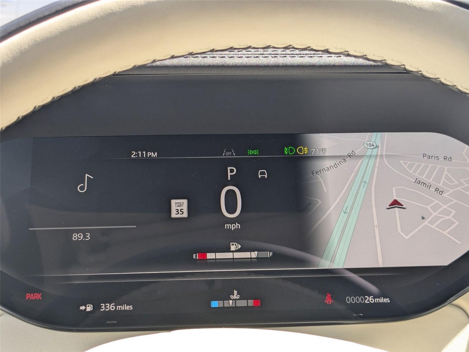 2025 Land Rover Range Rover SE photo 15