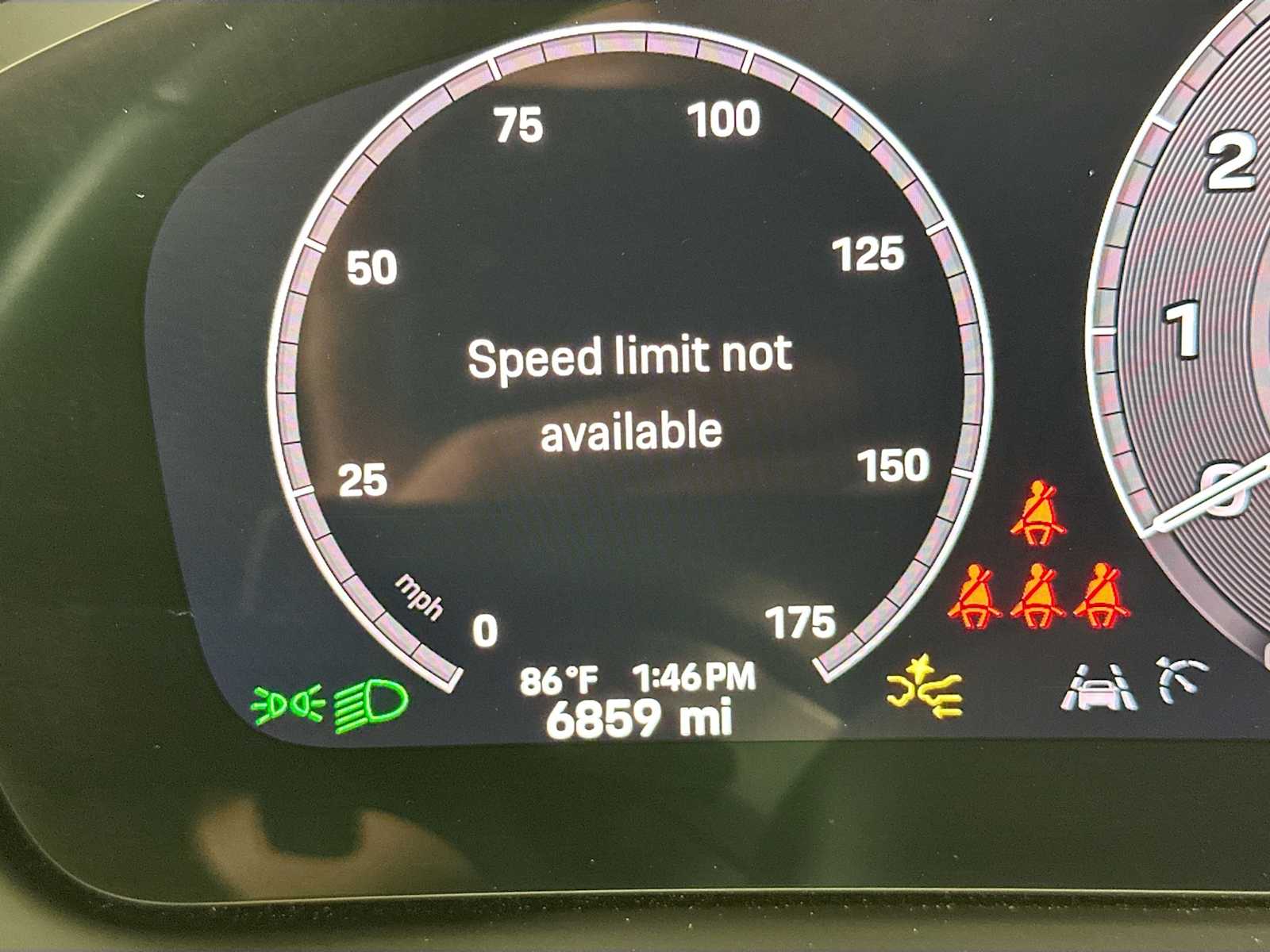 2024 Porsche Cayenne photo 14