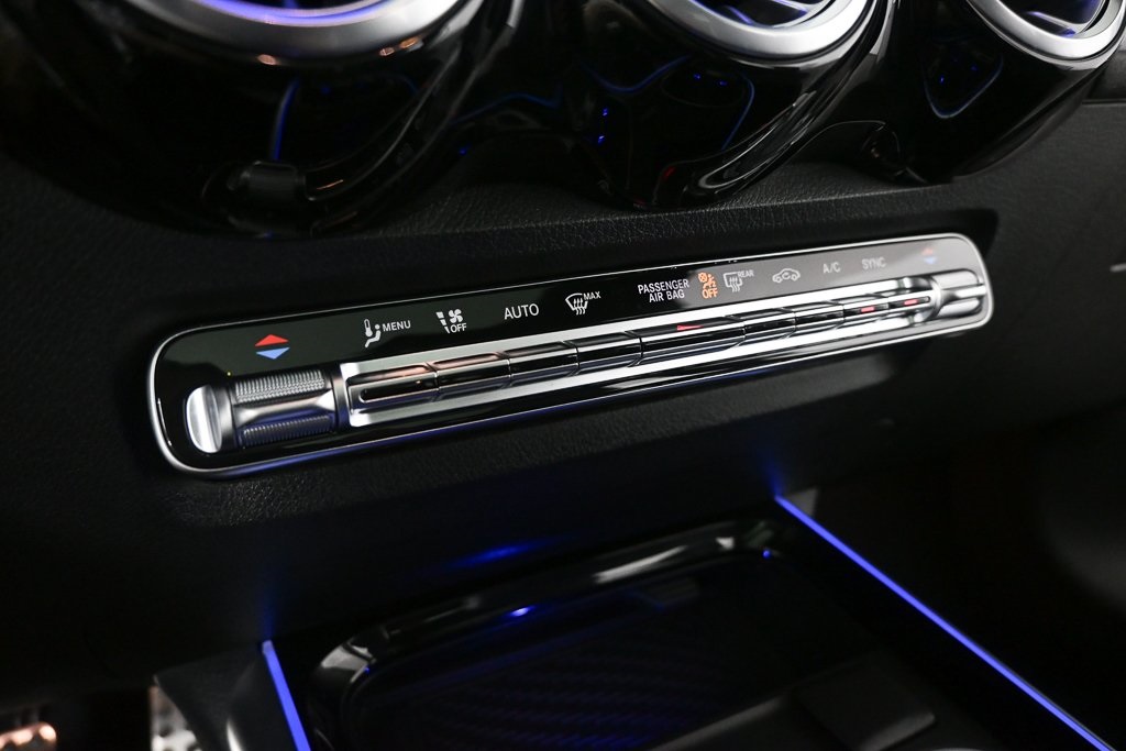 2024 Mercedes Benz GLB 250 4MATIC photo 12