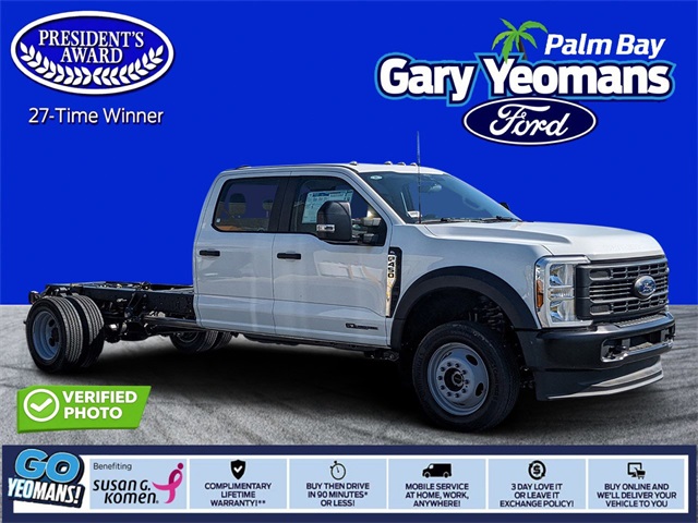2025 Ford F-450 Super Duty Chassis Cab XL's photo