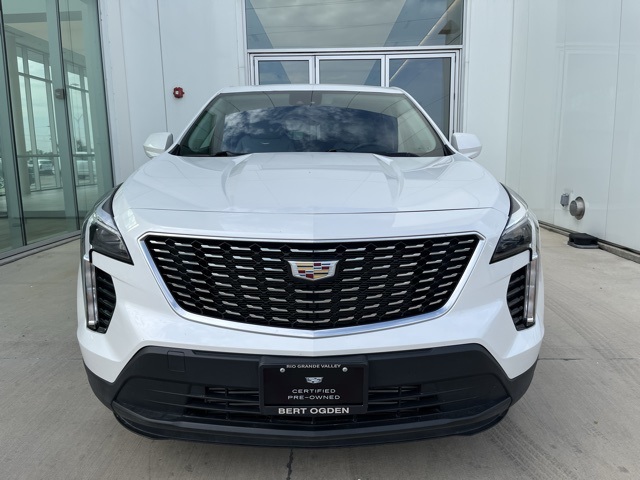 2023 Cadillac XT4 Luxury photo 2