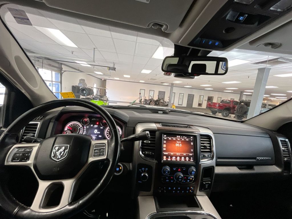 2017 Ram 2500 Laramie photo 13