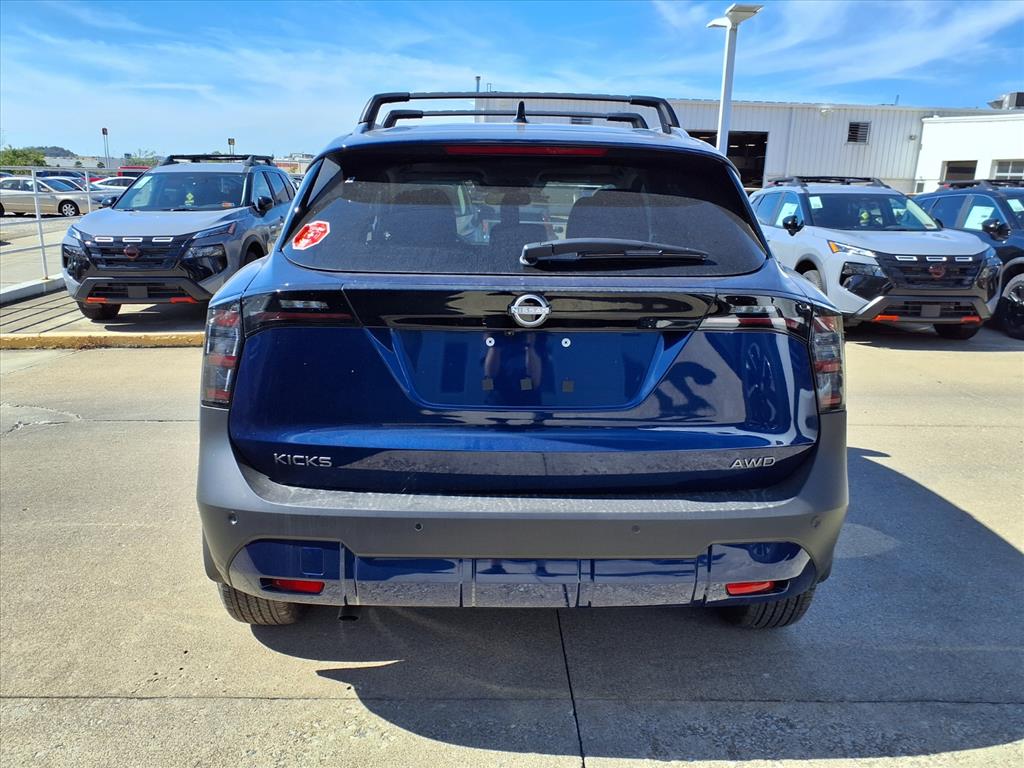 2026 Nissan Kicks SV photo 3