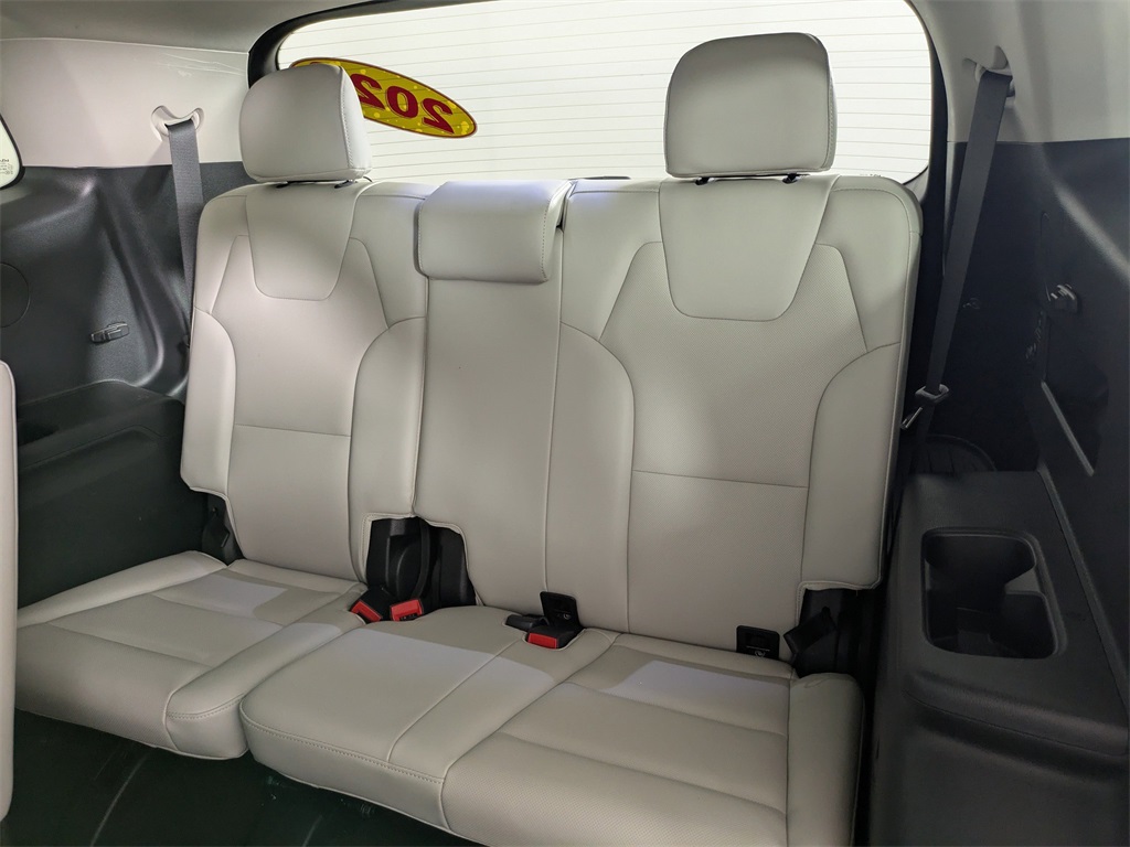 2022 Kia Telluride S photo 10