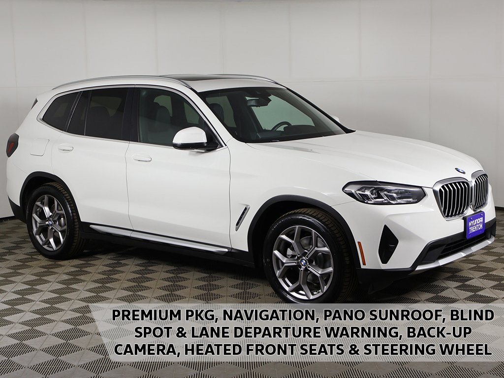2023 BMW X3 30i's photo