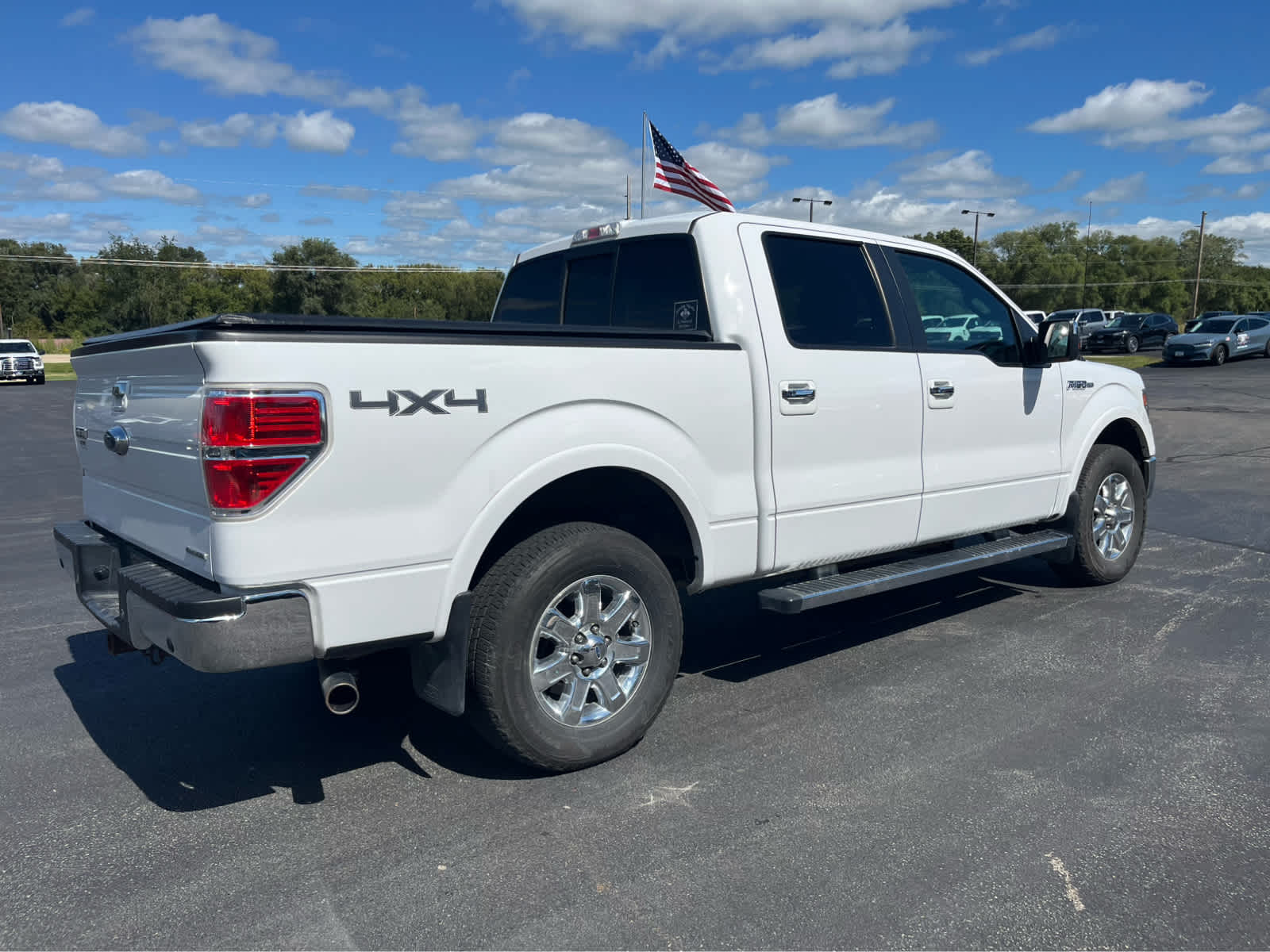 2013 Ford F-150 Lariat photo 2