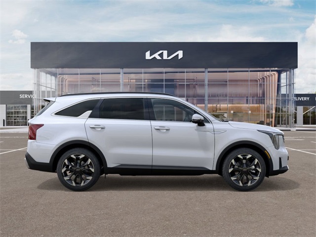 2026 Kia Sorento EX photo 7