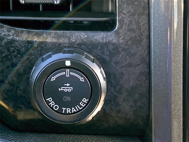2023 Ford Expedition Limited photo 29
