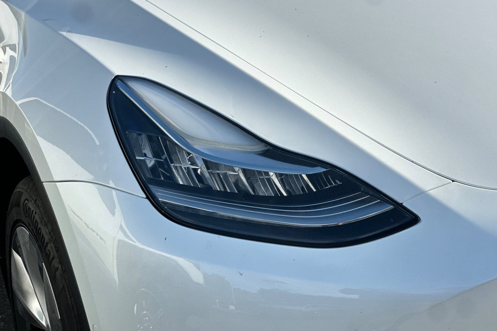 2022 Tesla Model Y Long Range photo 10