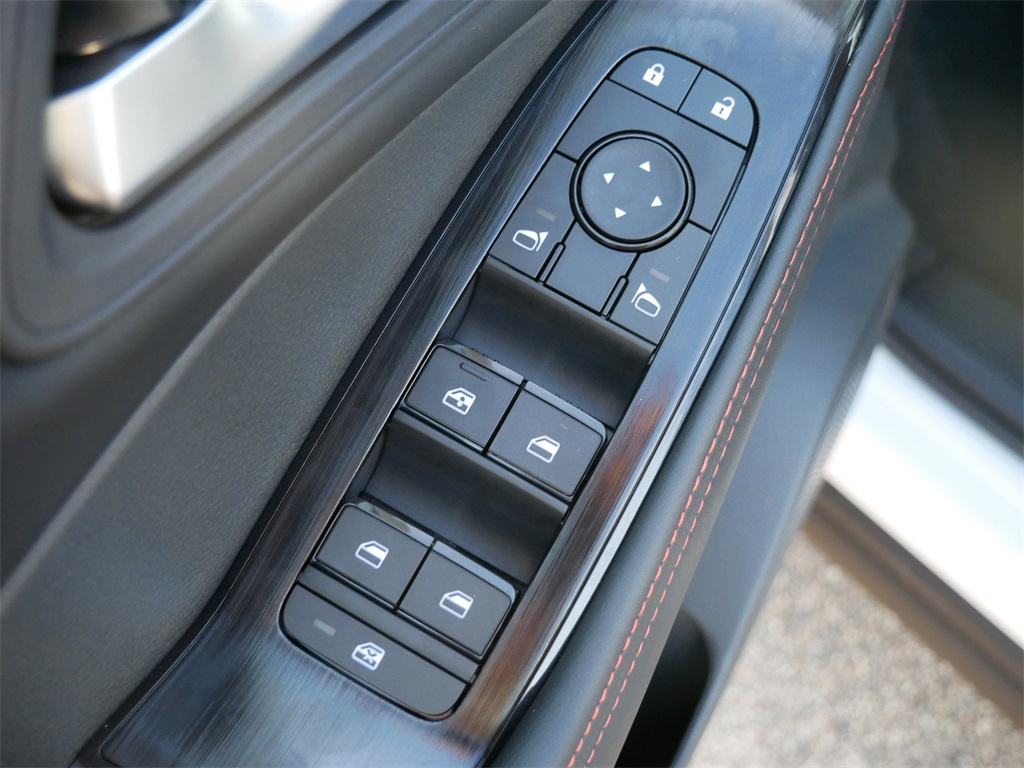 2026 Nissan Rogue AWD photo 8