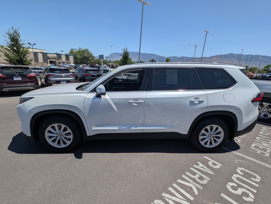 2024 Toyota Grand Highlander Limited photo 7