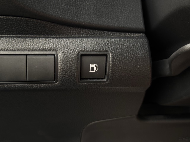 2024 Toyota Corolla Hybrid LE photo 31