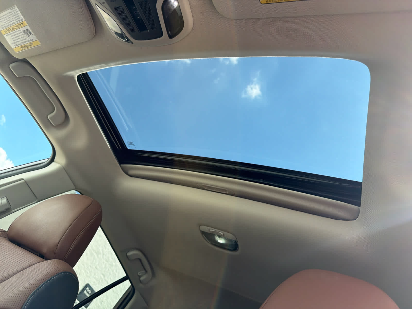 2022 Subaru Outback Touring XT photo 14