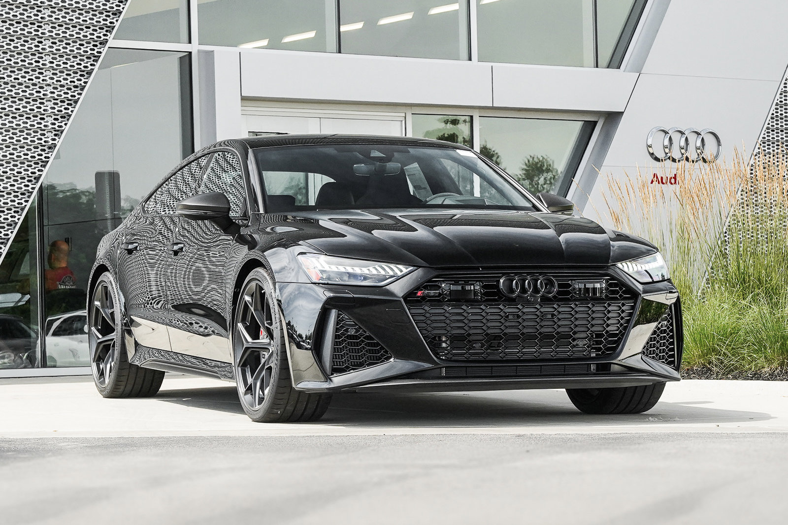 New 2025 Mythos Audi performance image 1