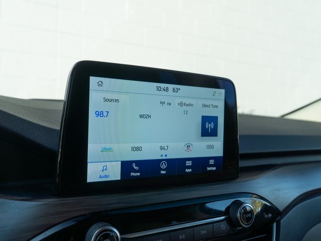 2020 Ford Escape Titanium photo 24