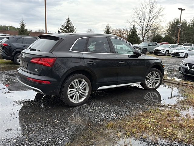 2018 Audi Q5 2.0T Prestige Premium photo 2