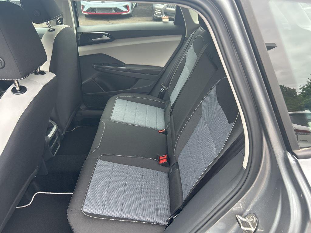 2025 Volkswagen Taos S photo 9