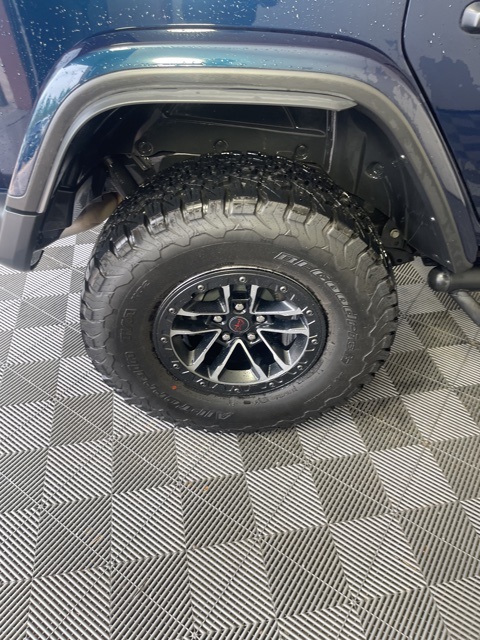 2025 Jeep Wrangler Rubicon X photo 15