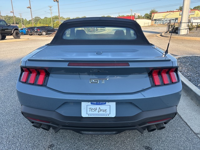 2025 Ford Mustang GT Premium photo 7