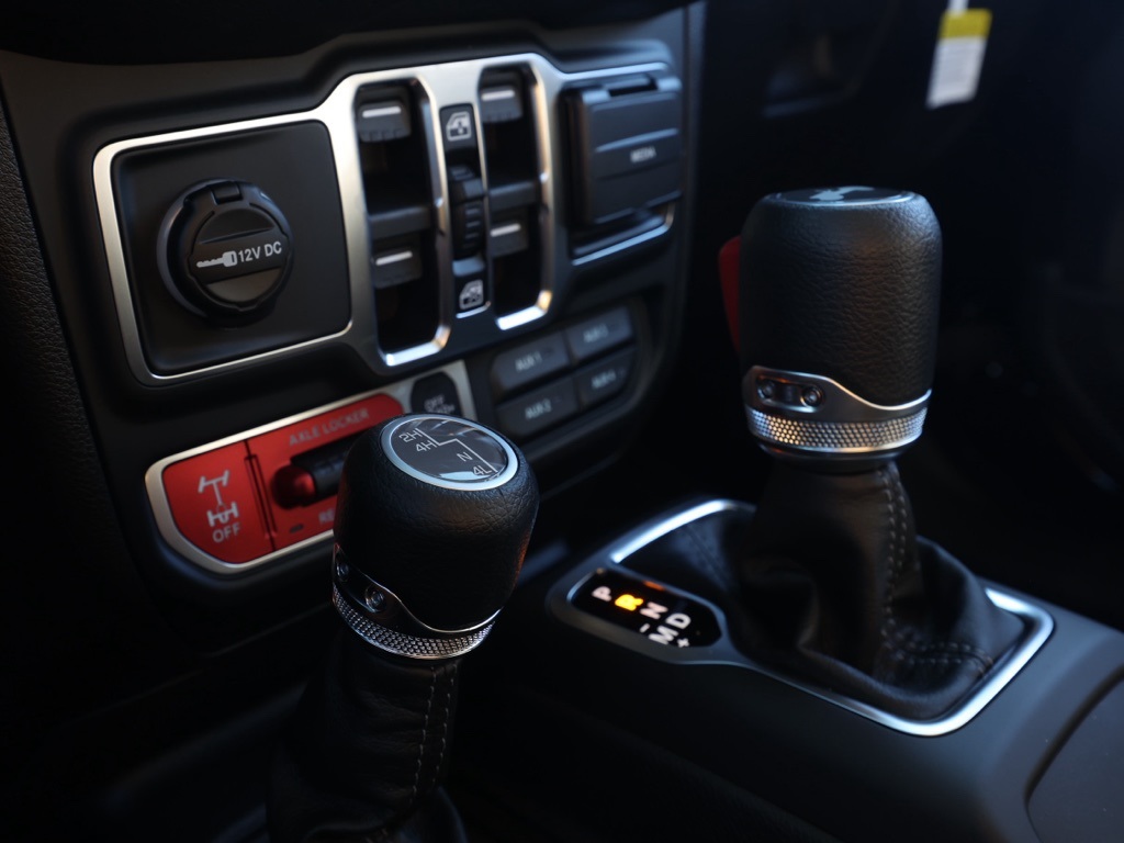 New 2026 Black Clear-Coat Exterior Paint Jeep Willys image 30