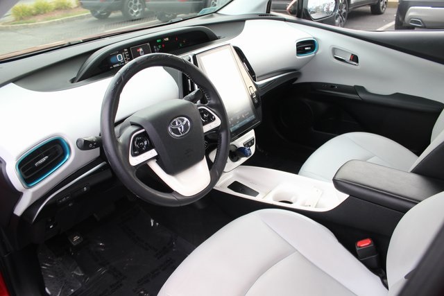2018 Toyota Prius Prime Premium photo 3