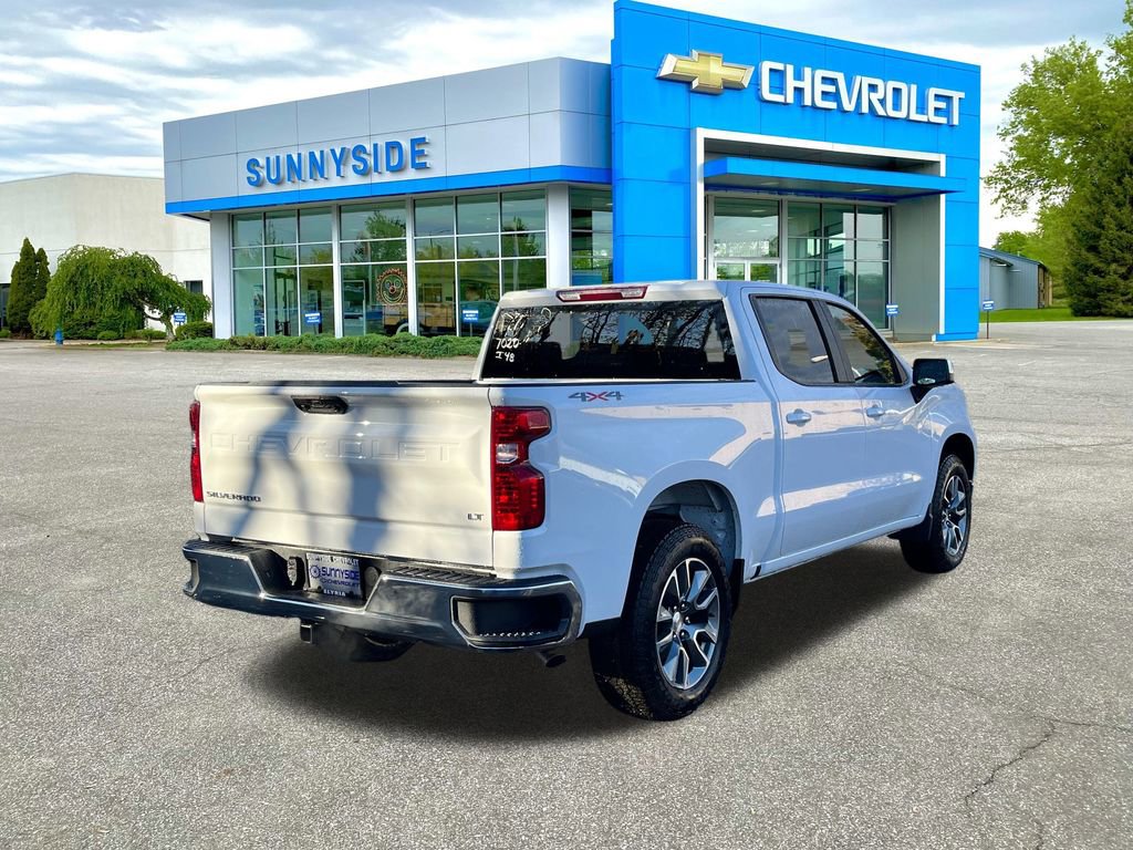 2026 Chevrolet Silverado 1500 LT photo 2