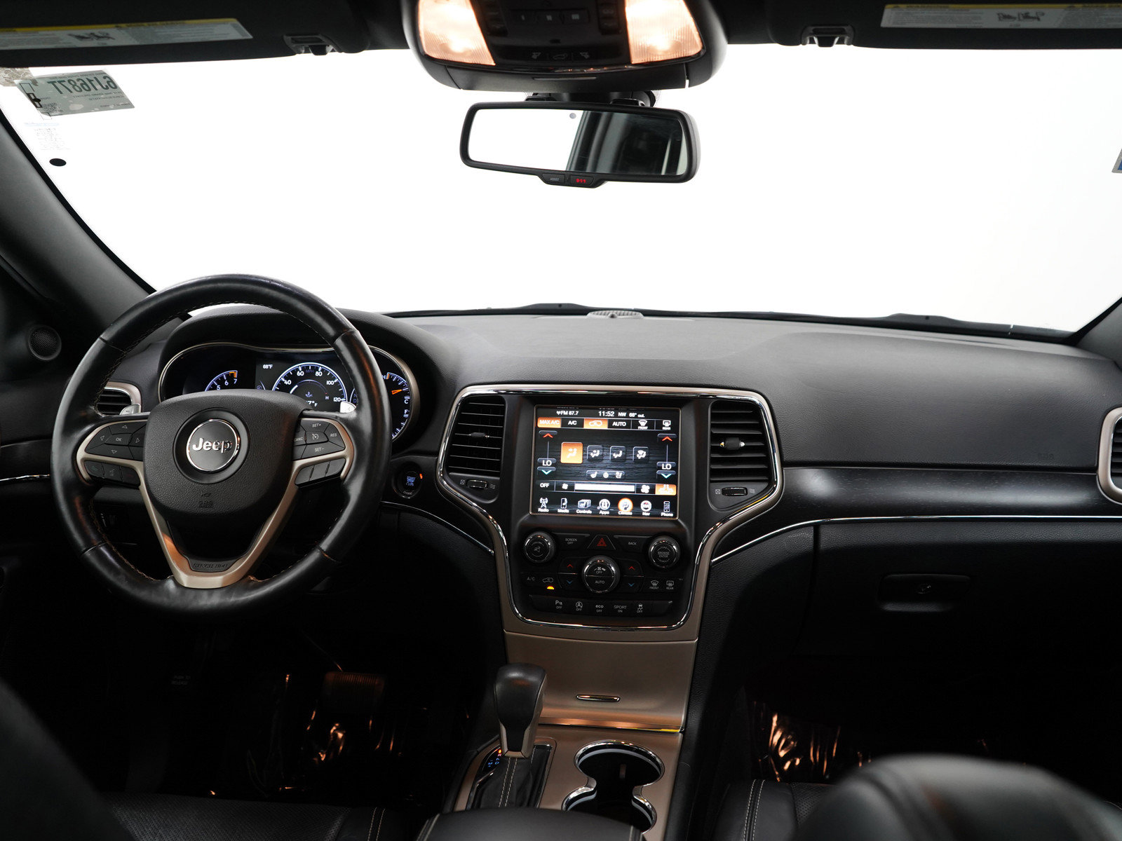2016 Jeep Grand Cherokee Limited photo 12