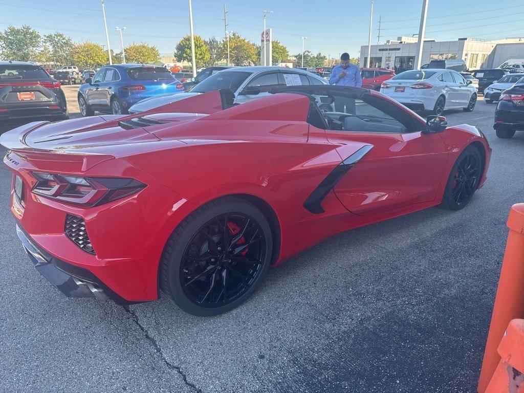 2023 Chevrolet Corvette Stingray photo 2
