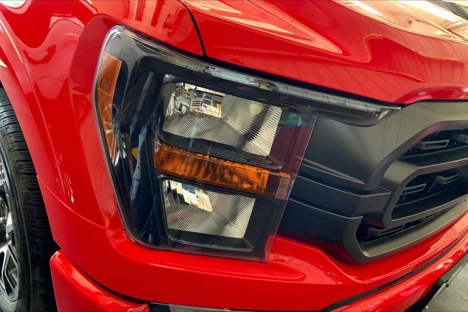 2023 Ford F-150 XLT photo 24
