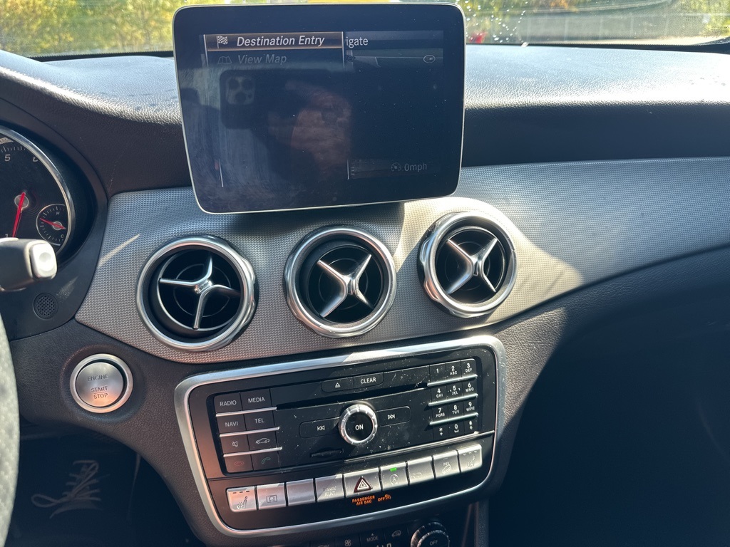 2018 Mercedes Benz GLA 250 4MATIC photo 27
