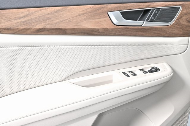 2026 Volkswagen Atlas SE photo 5