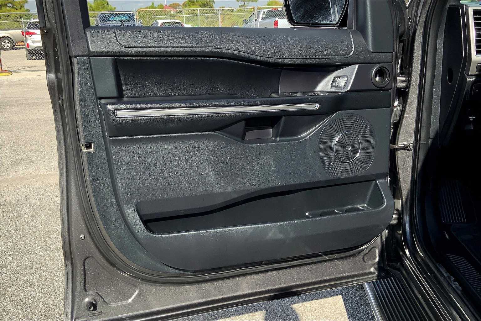 2021 Ford Expedition XLT photo 20