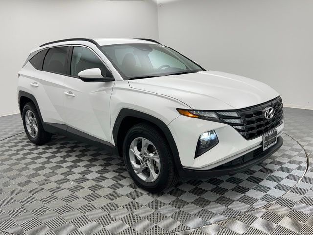 2024 Hyundai Tucson SEL photo 2