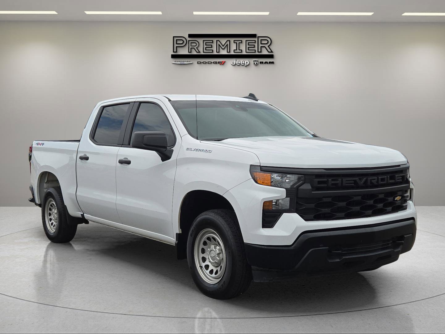 2024 Chevrolet Silverado 1500 Work Truck photo 3