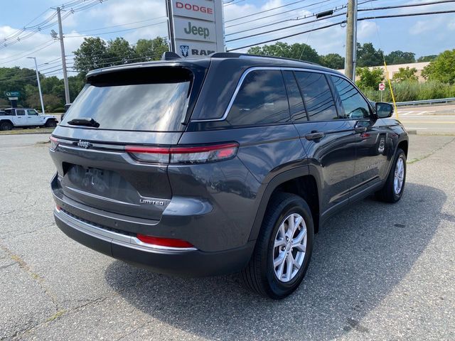 2022 Jeep Grand Cherokee Limited photo 3