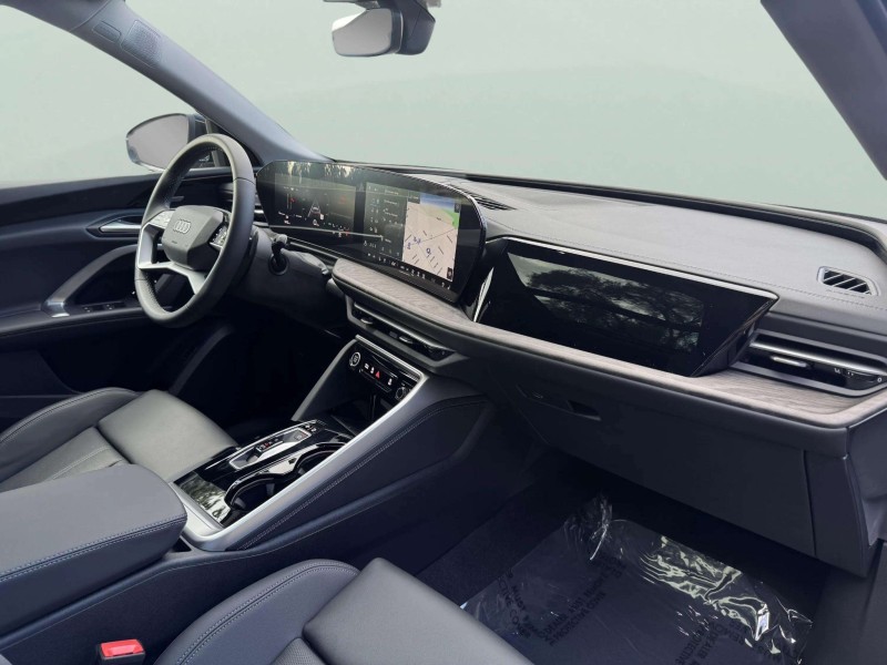 2025 Audi Q5 Sportback Premium Plus photo 10