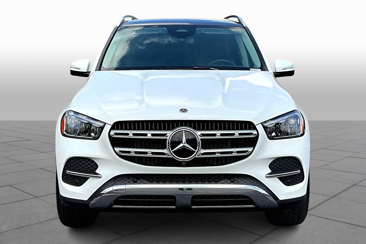 2025 Mercedes Benz GLE 350 4MATIC photo 3