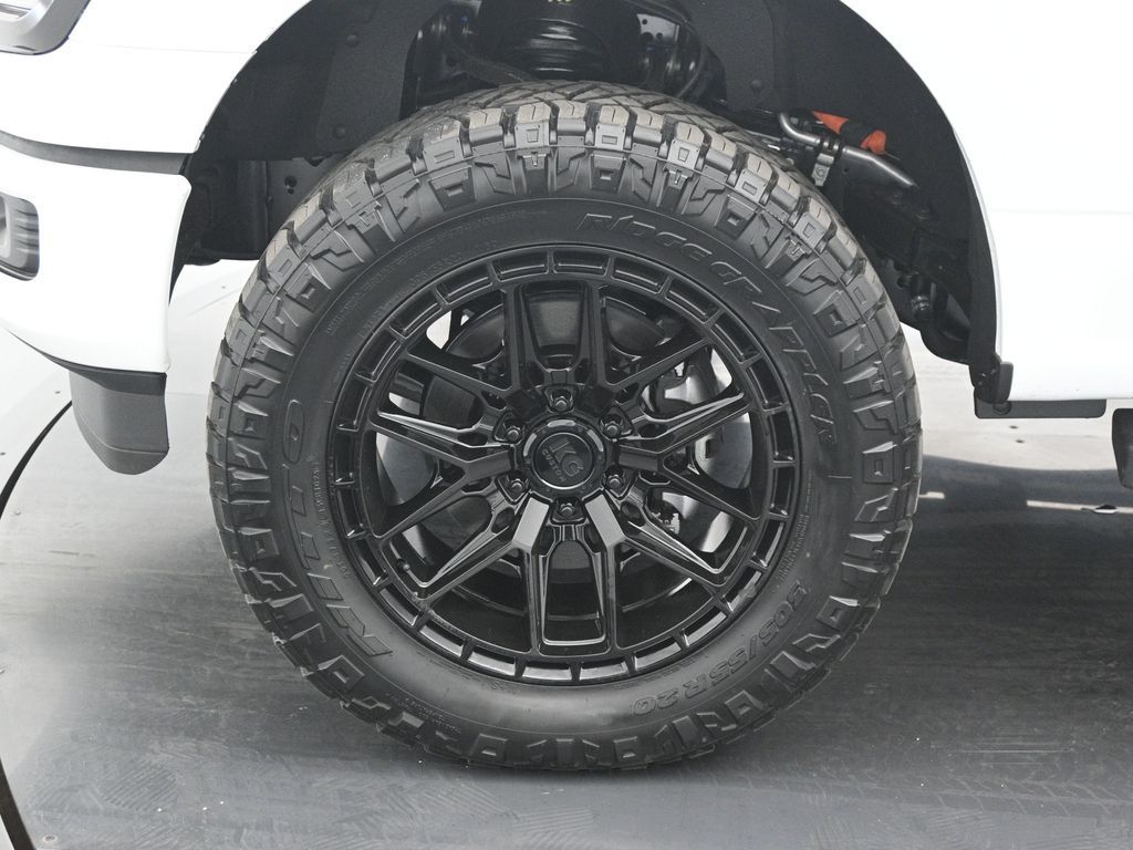 2025 Ford F-150 XLT photo 21