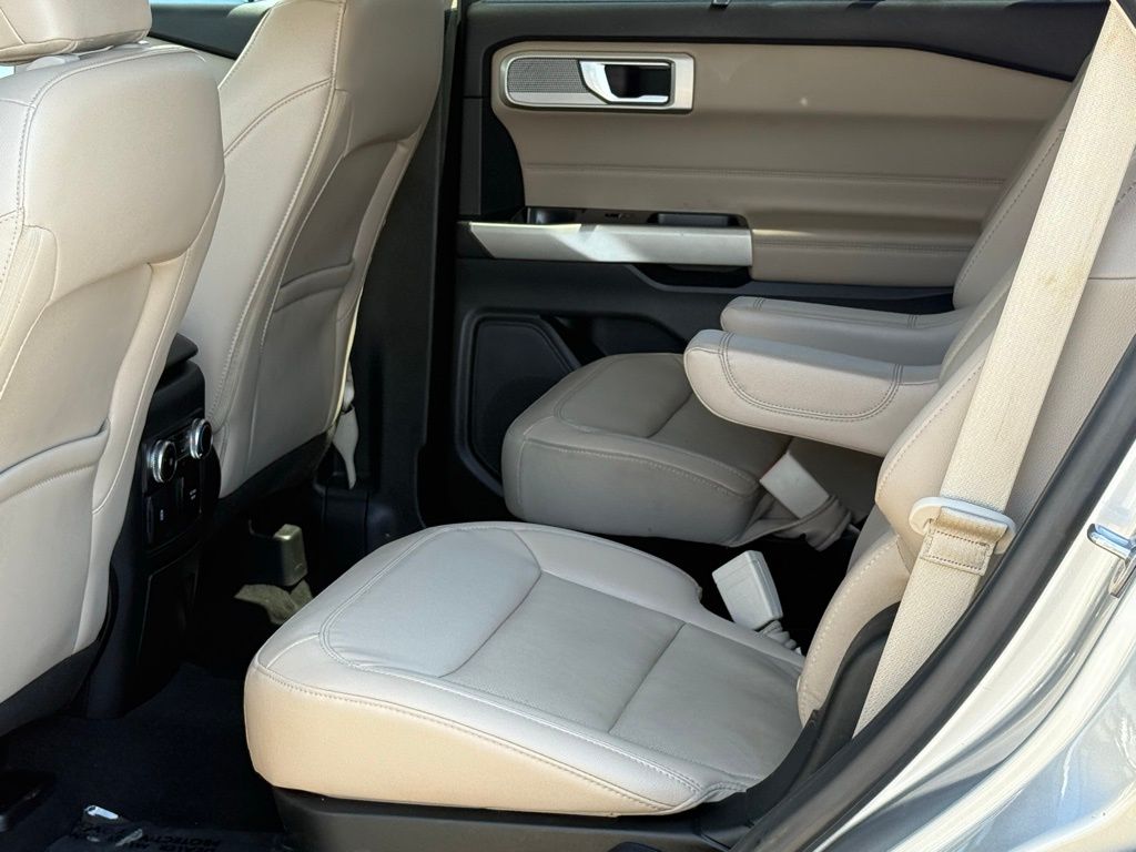 2022 Ford Explorer Limited photo 5