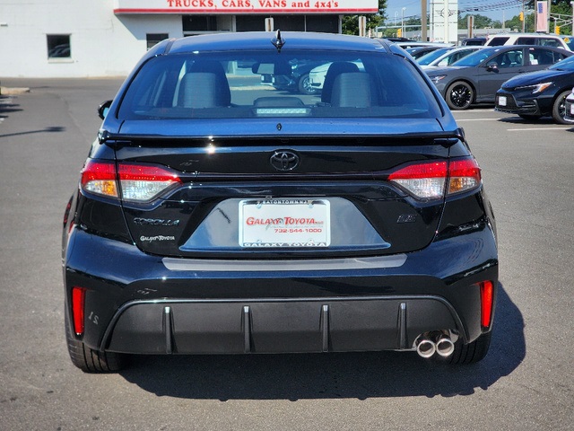 2025 Toyota Corolla SE photo 5