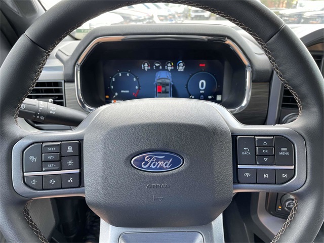 2025 Ford F-150 Lariat photo 18